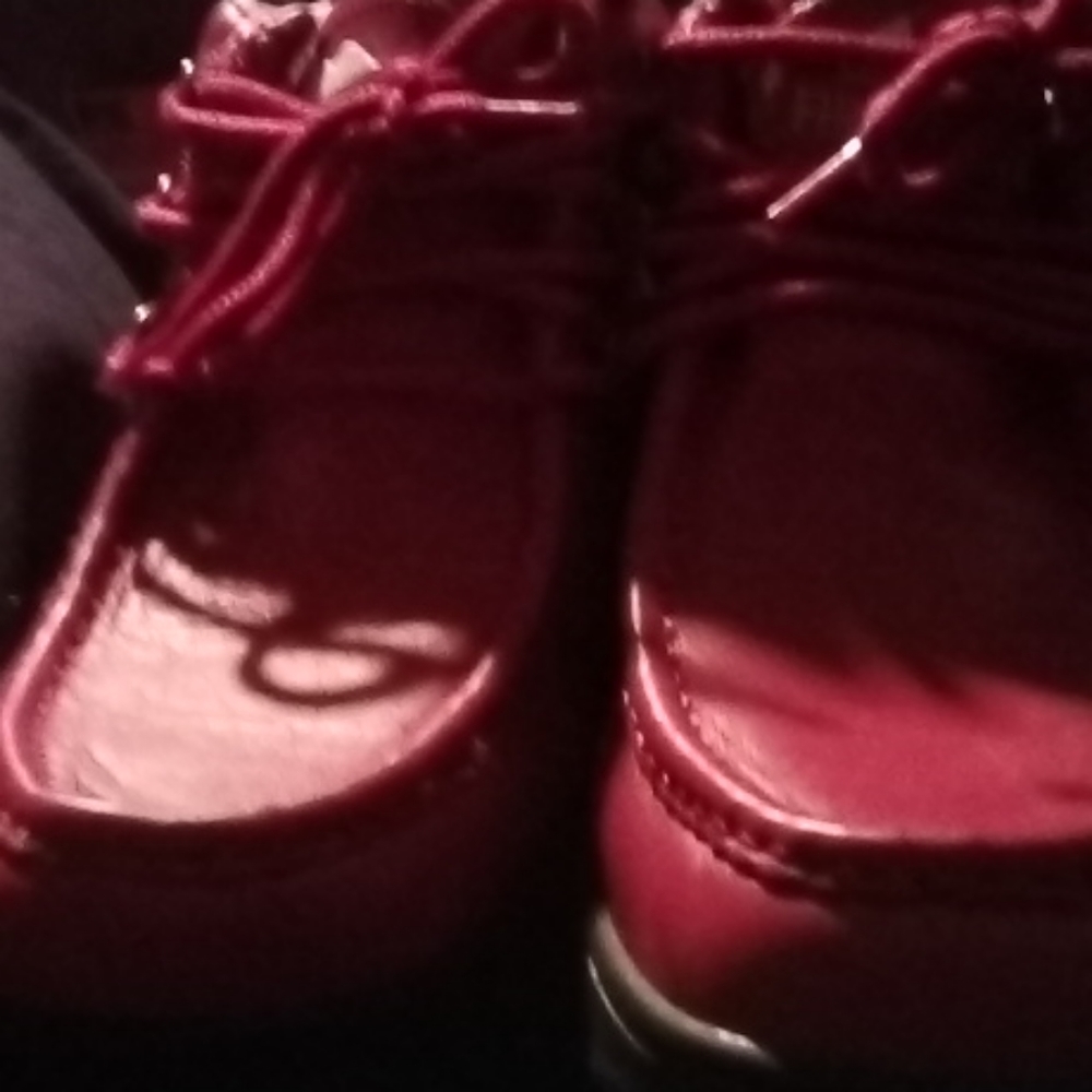 Shoes - Picture 2 of 4